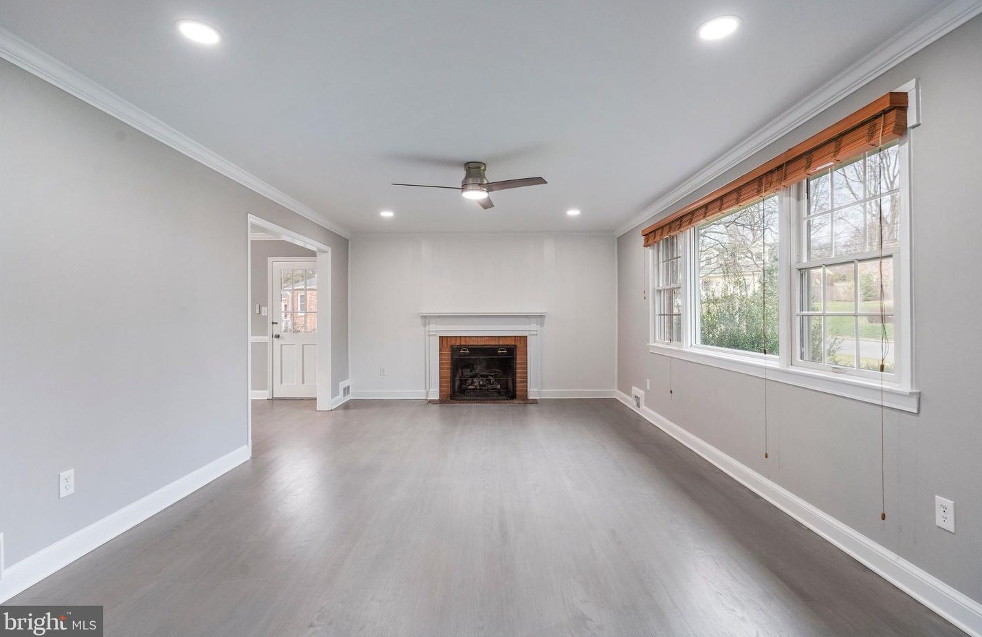 309 Columbia St, Falls Church, VA 22046-2647