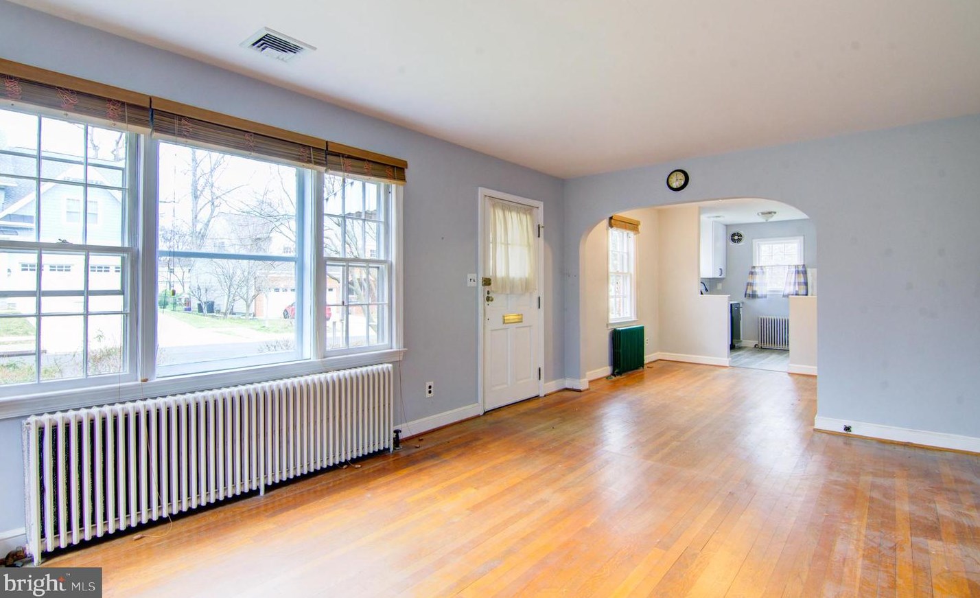 701 Highland Ave, Falls Church, VA 22046-2524