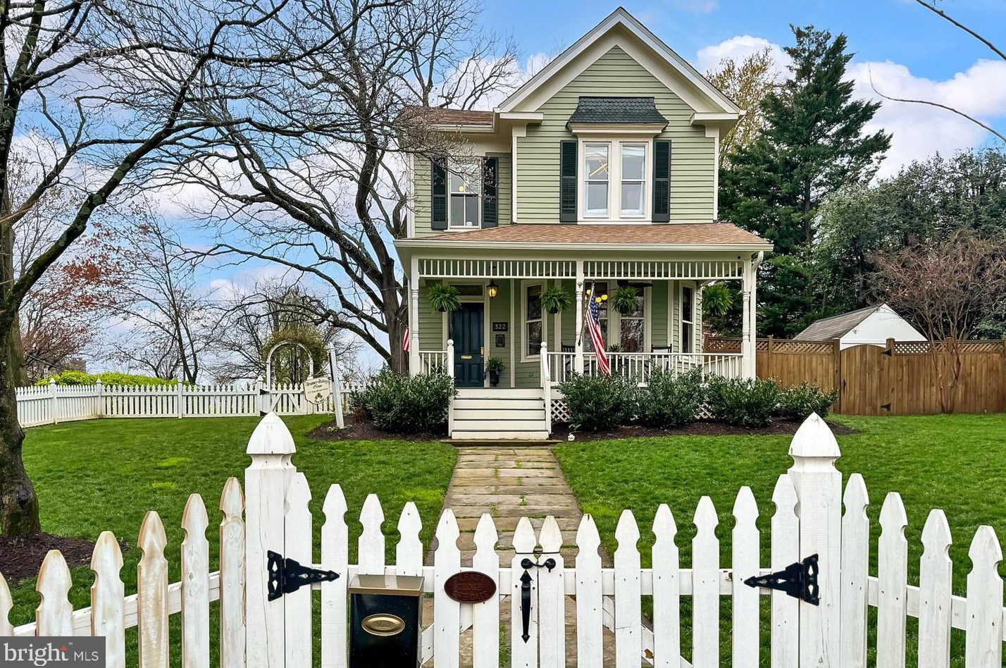 322 E Broad Street E, Falls Church, VA 22046
