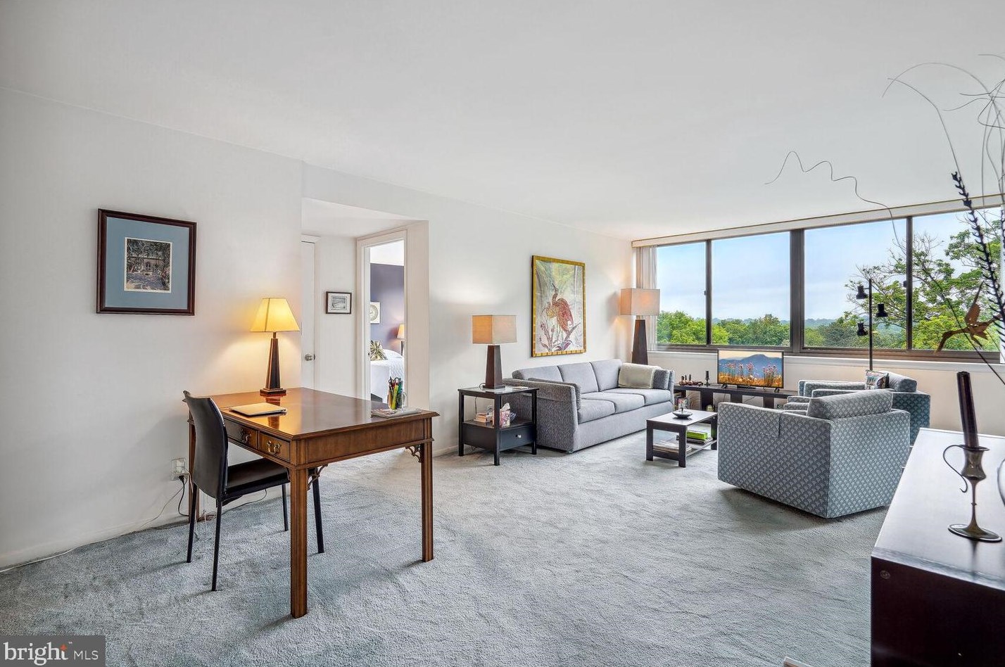 600 Roosevelt Blvd #614, Falls Church, VA 22044