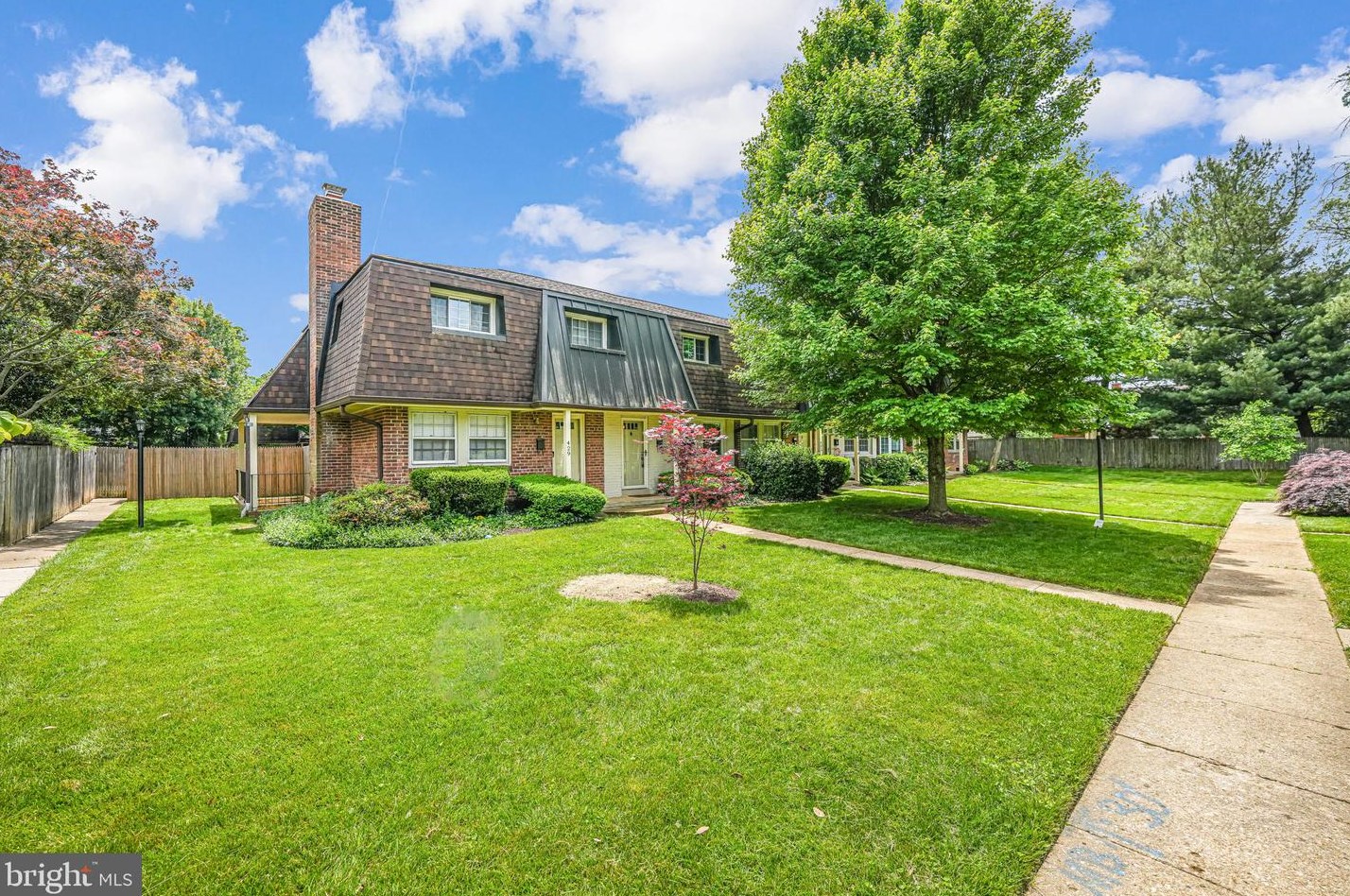 431 Hampton Ct, Falls Church, VA 22046-4121
