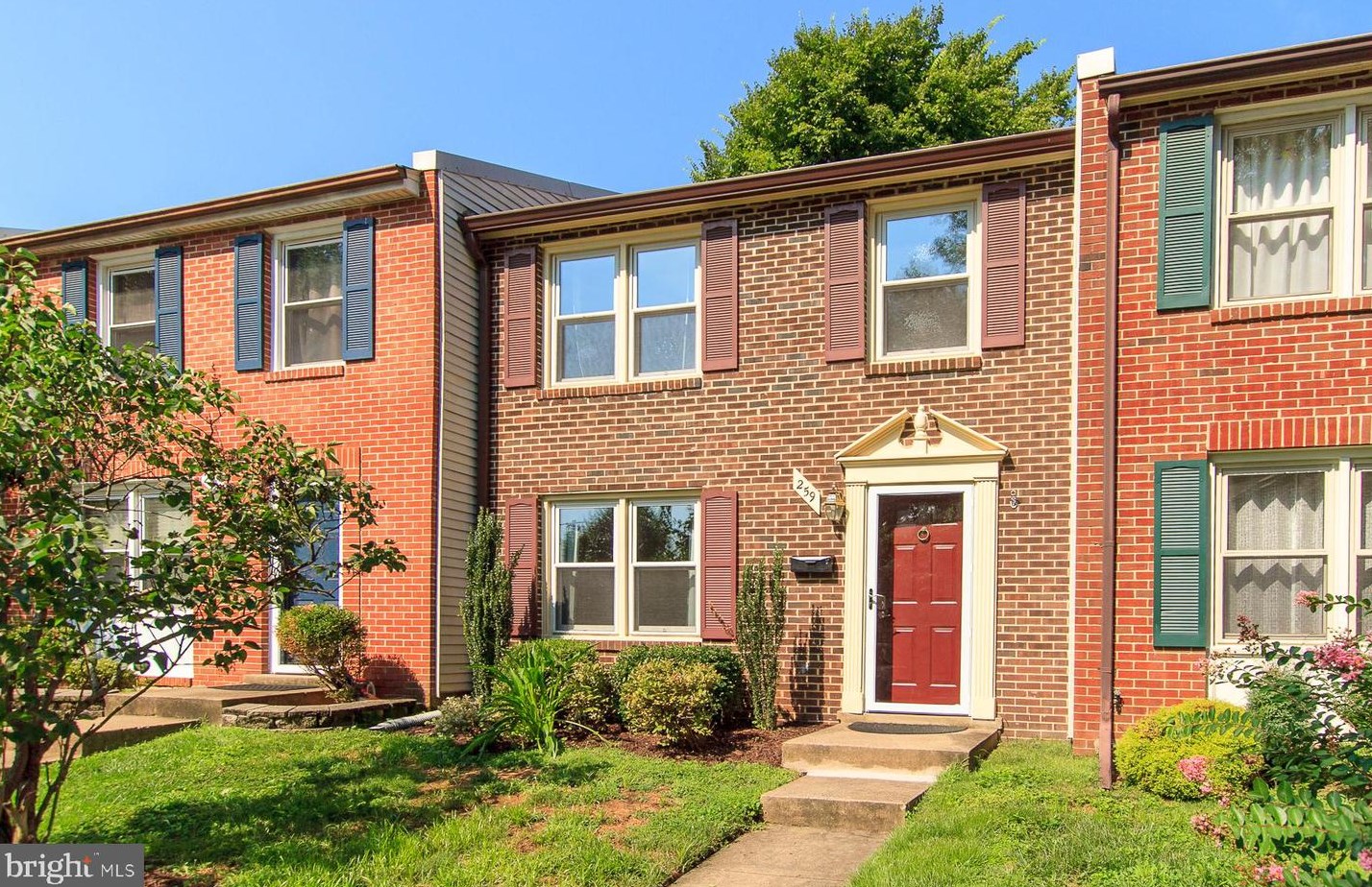 259 Gundry Dr, Falls Church, VA 22046