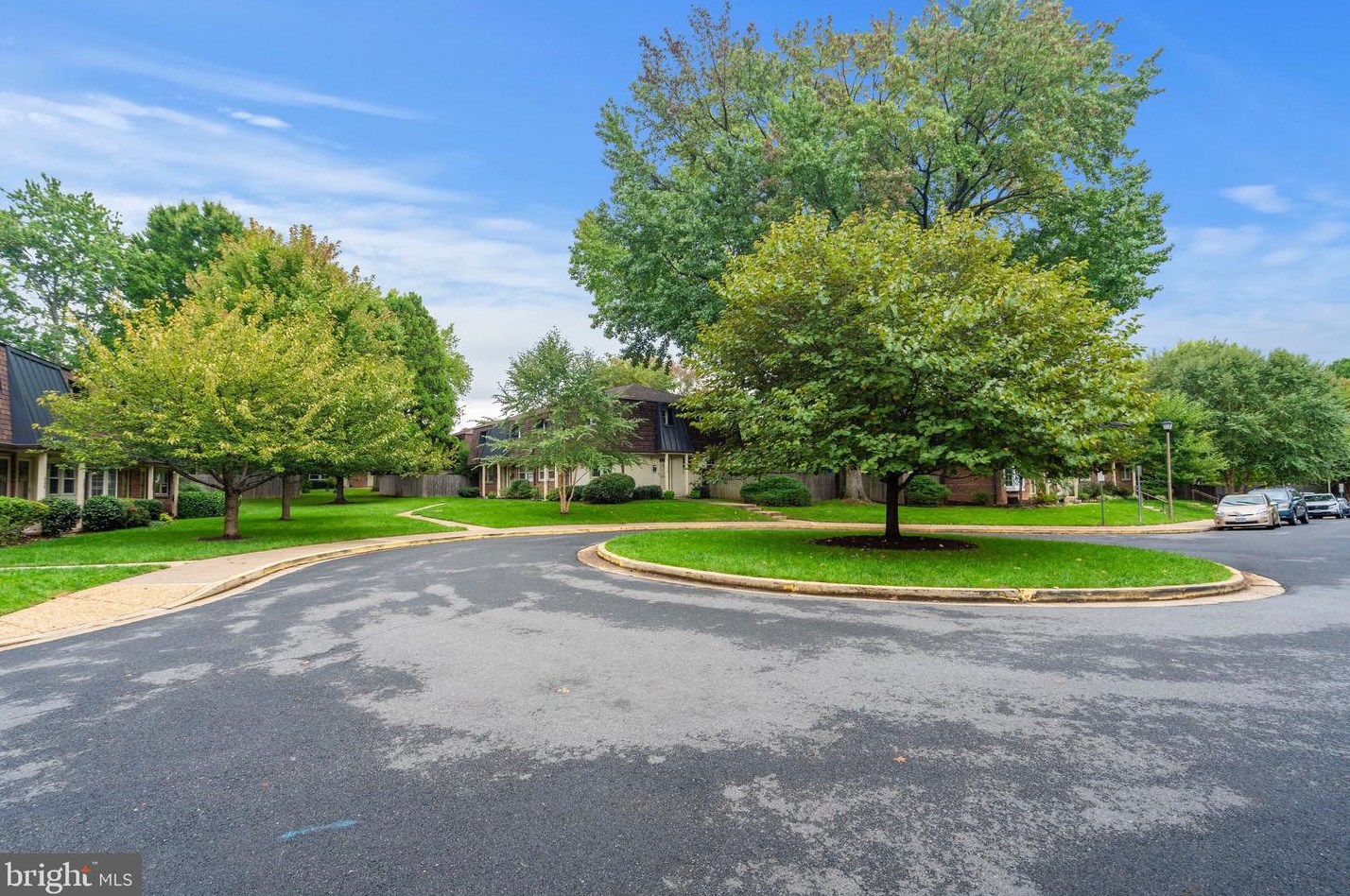 412 James Ct, Falls Church VA  22046-4122 exterior