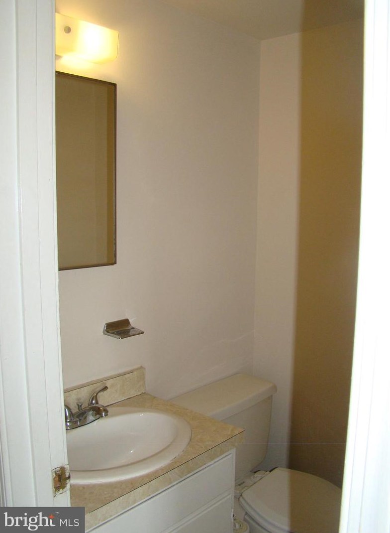 100 Adair St #100, Fredericksburg, VA 22401