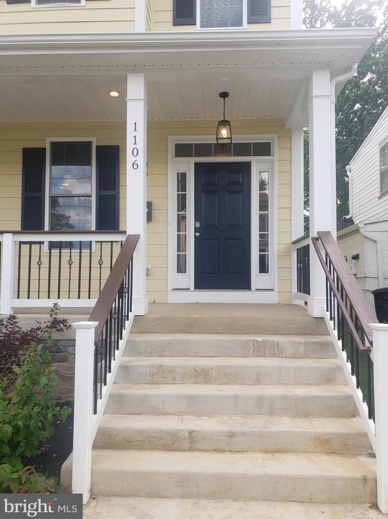 1106 Douglas St, Fredericksburg, VA 22401