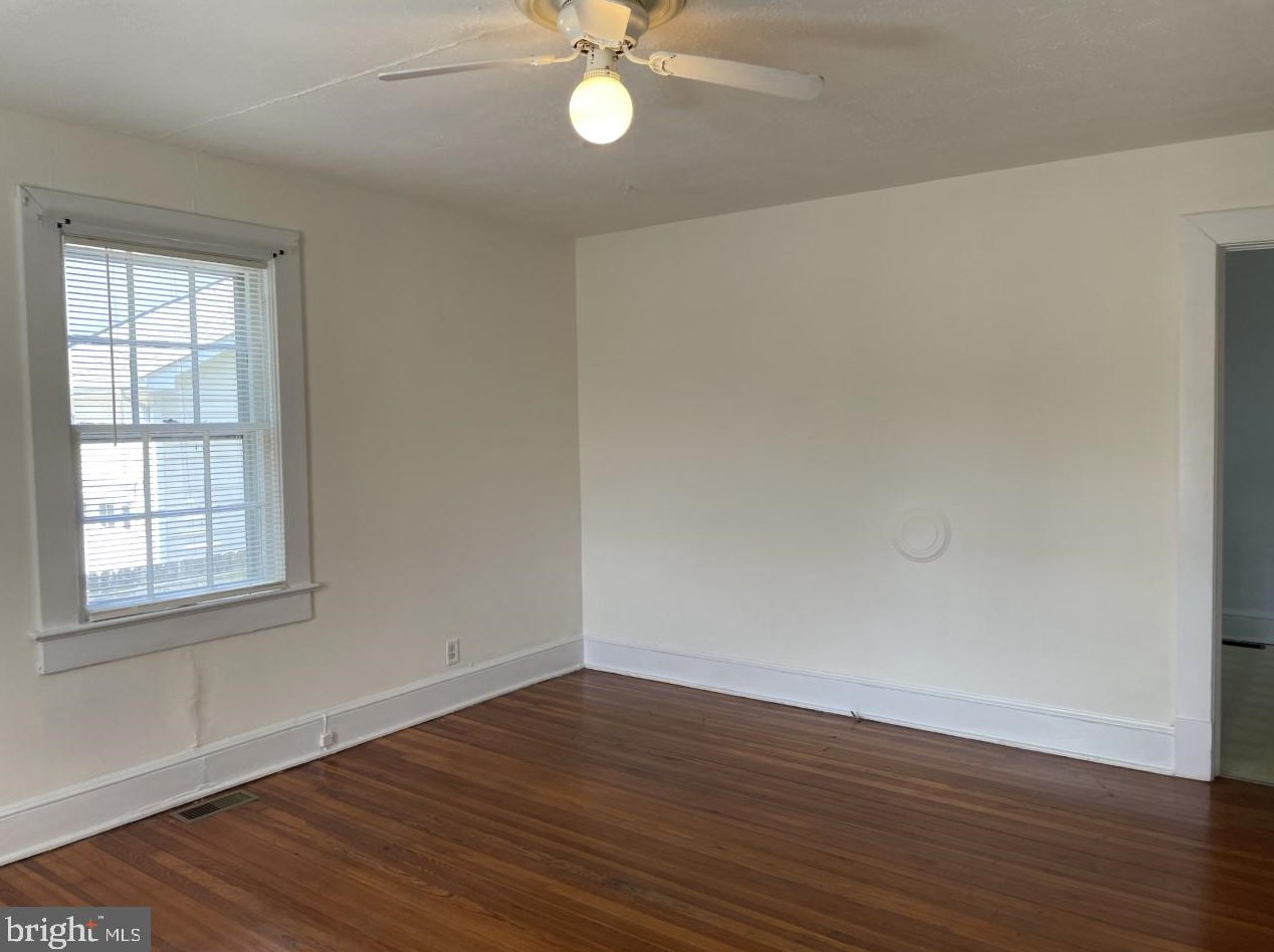 1417 Hanover St #apt A, Fredericksburg, VA 22401
