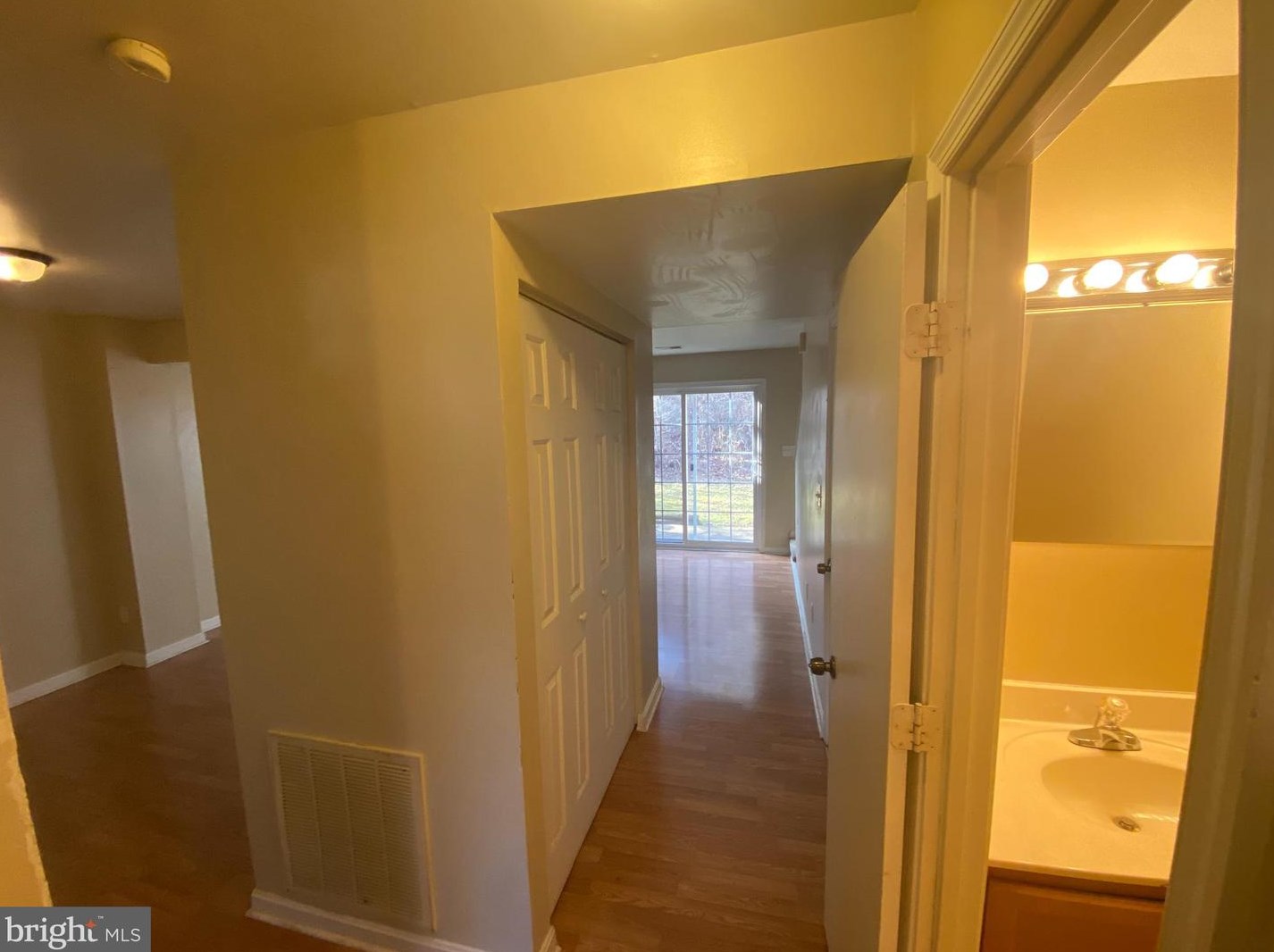 103 Kings Mill Dr, Fredericksburg, VA 22401