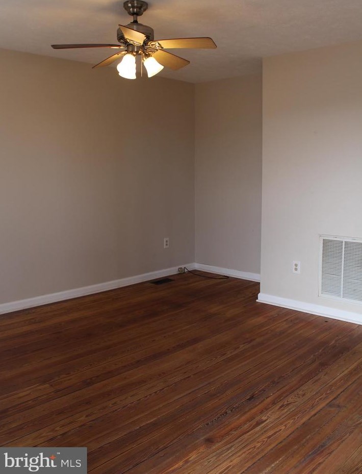 617 Charlotte St, Fredericksburg, VA 22401