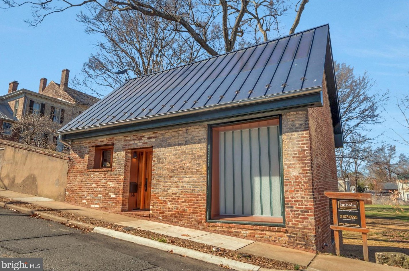 211 Lewis St, Fredericksburg, VA 22401
