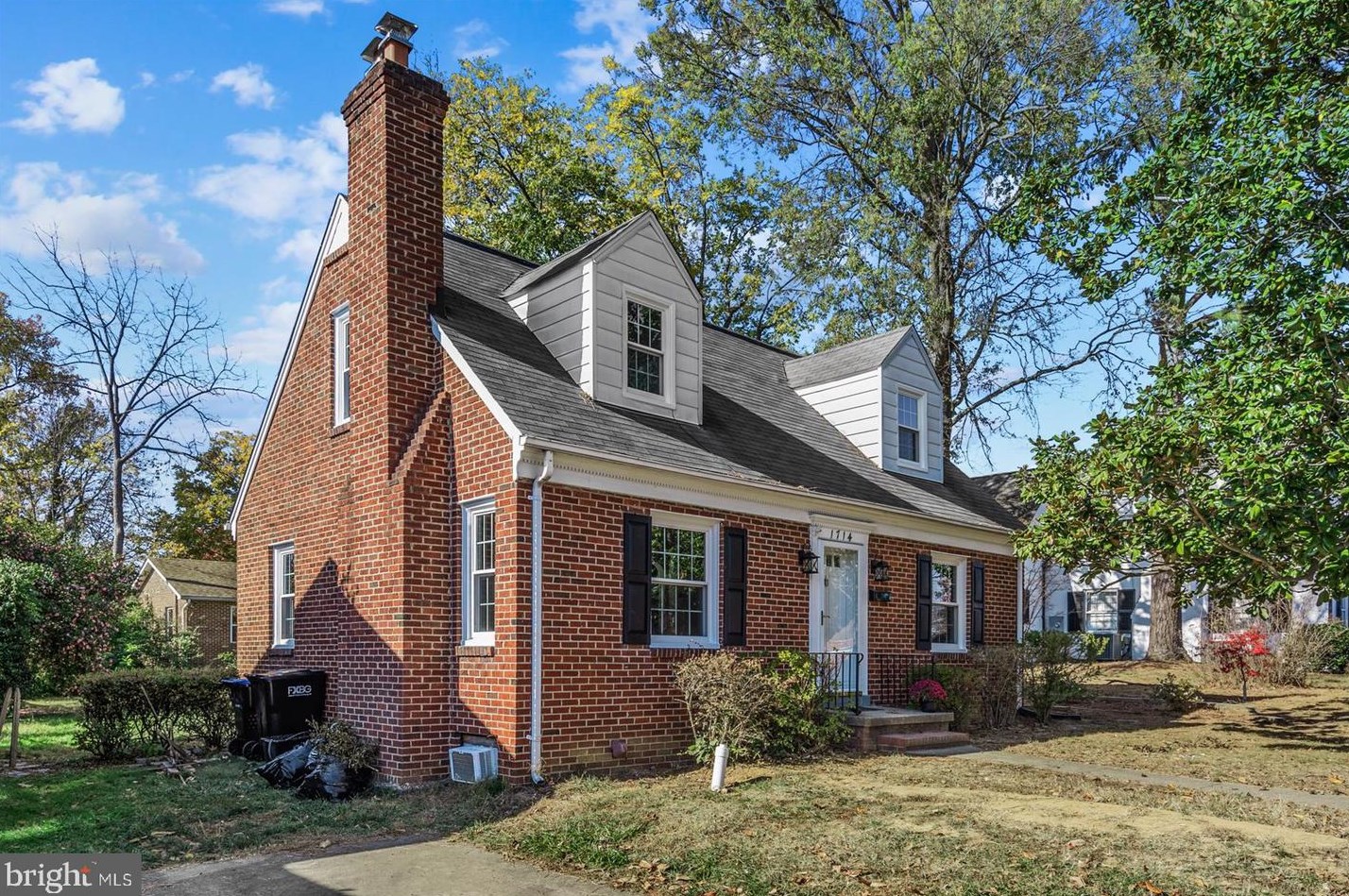 1714 College Ave, Fredericksburg, VA 22401