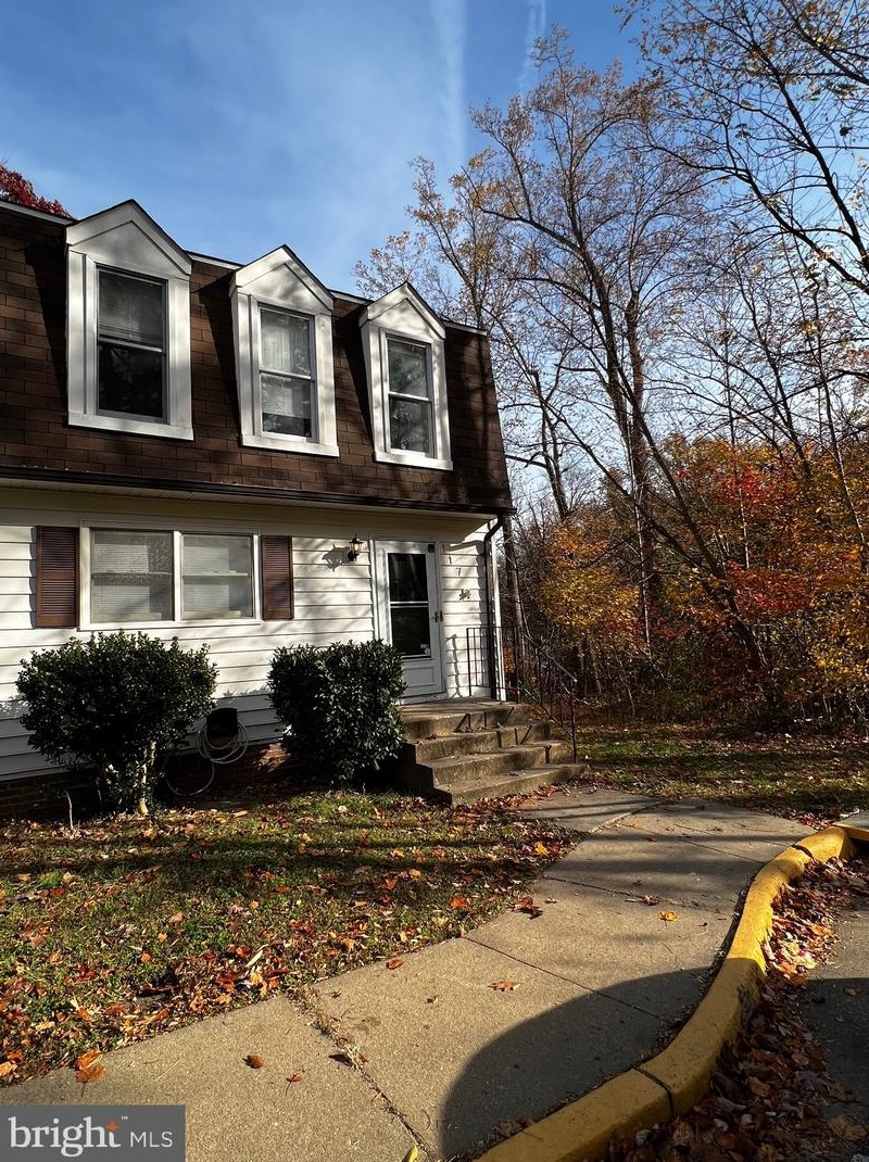 117 Kings Mill Dr, Fredericksburg, VA 22401