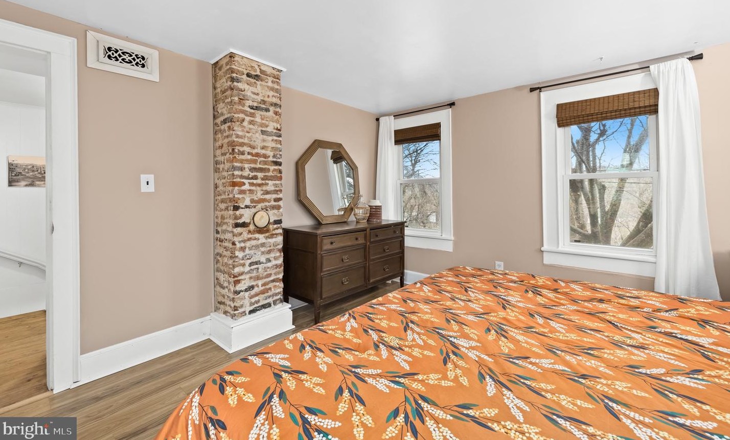 2622 Caroline St, Fredericksburg VA  22401-3229 exterior