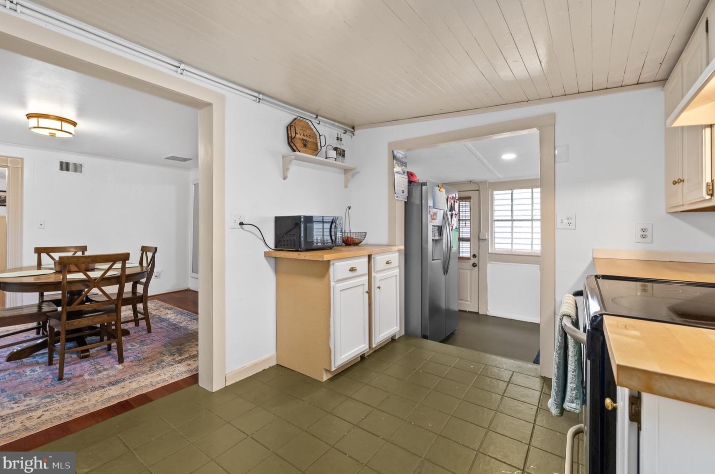 2622 Caroline St, Fredericksburg VA  22401-3229 exterior