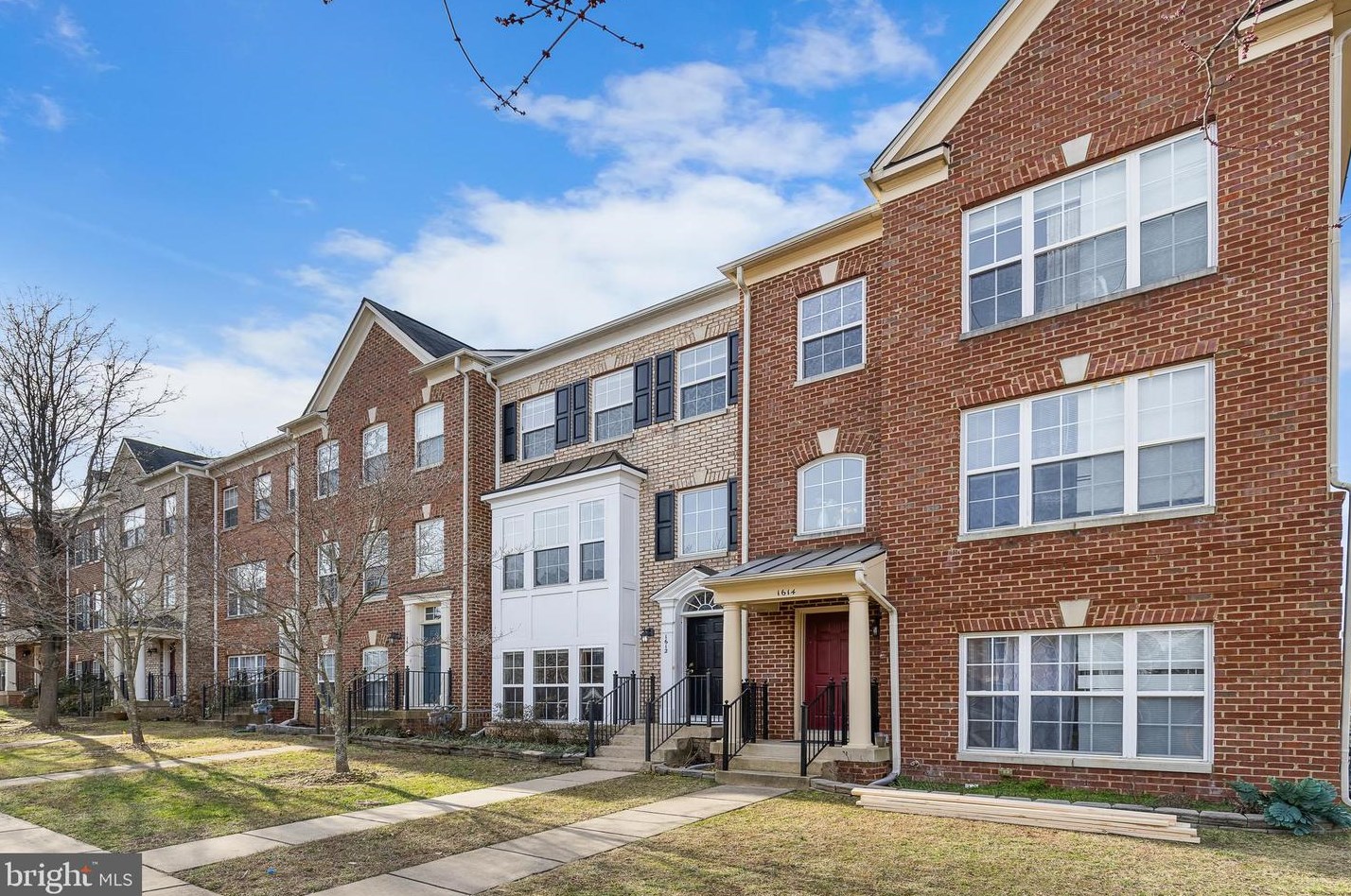 1612 Wilcox Ave, Fredericksburg, VA 22401