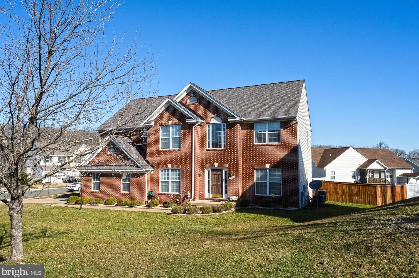 1006 Great Oaks Ln, Fredericksburg, VA 22401