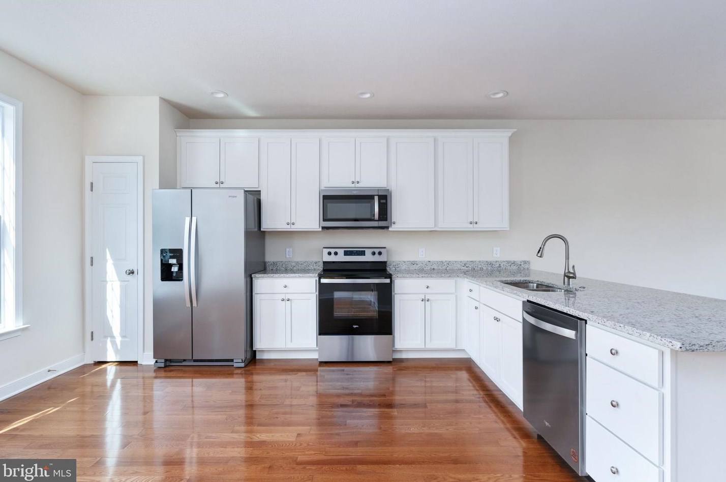 1006 Wicklow Dr, Fredericksburg VA  22401-2722 exterior