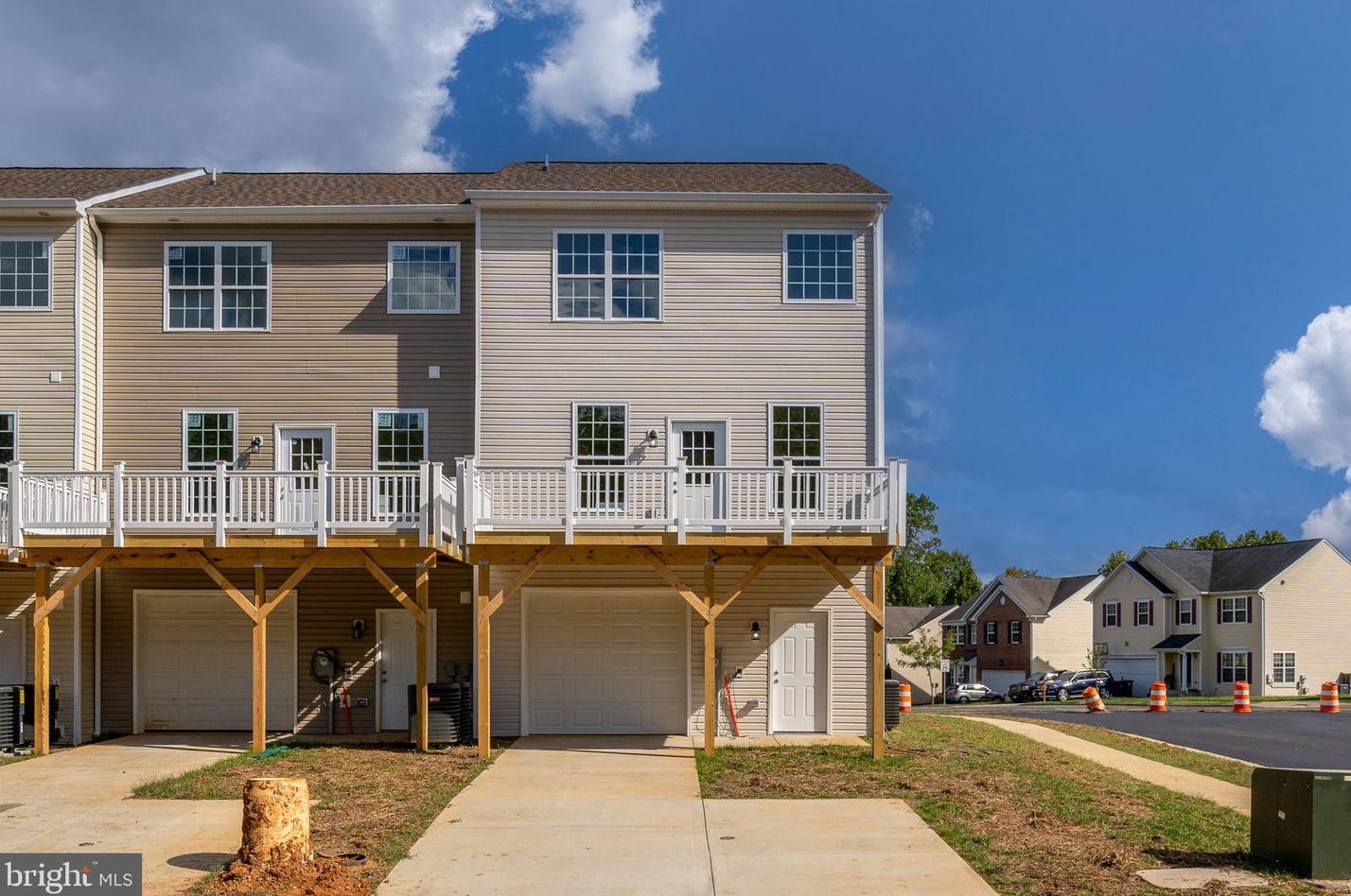 1006 Wicklow Dr, Fredericksburg VA  22401-2722 exterior