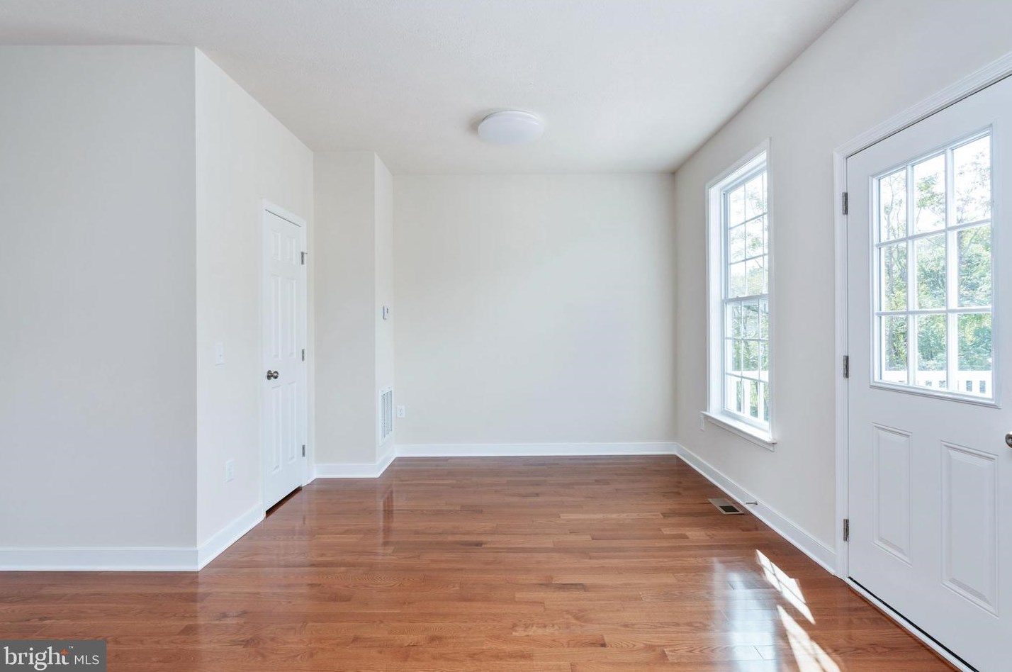1006 Wicklow Dr, Fredericksburg VA  22401-2722 exterior