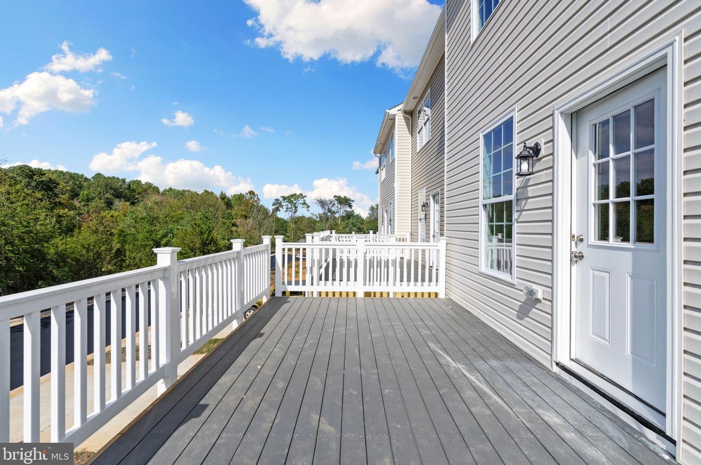 1006 Wicklow Dr, Fredericksburg VA  22401-2722 exterior