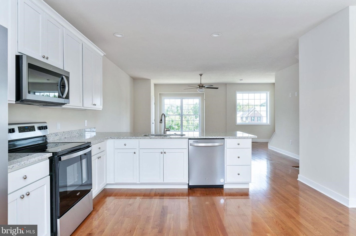 1006 Wicklow Dr, Fredericksburg VA  22401-2722 exterior