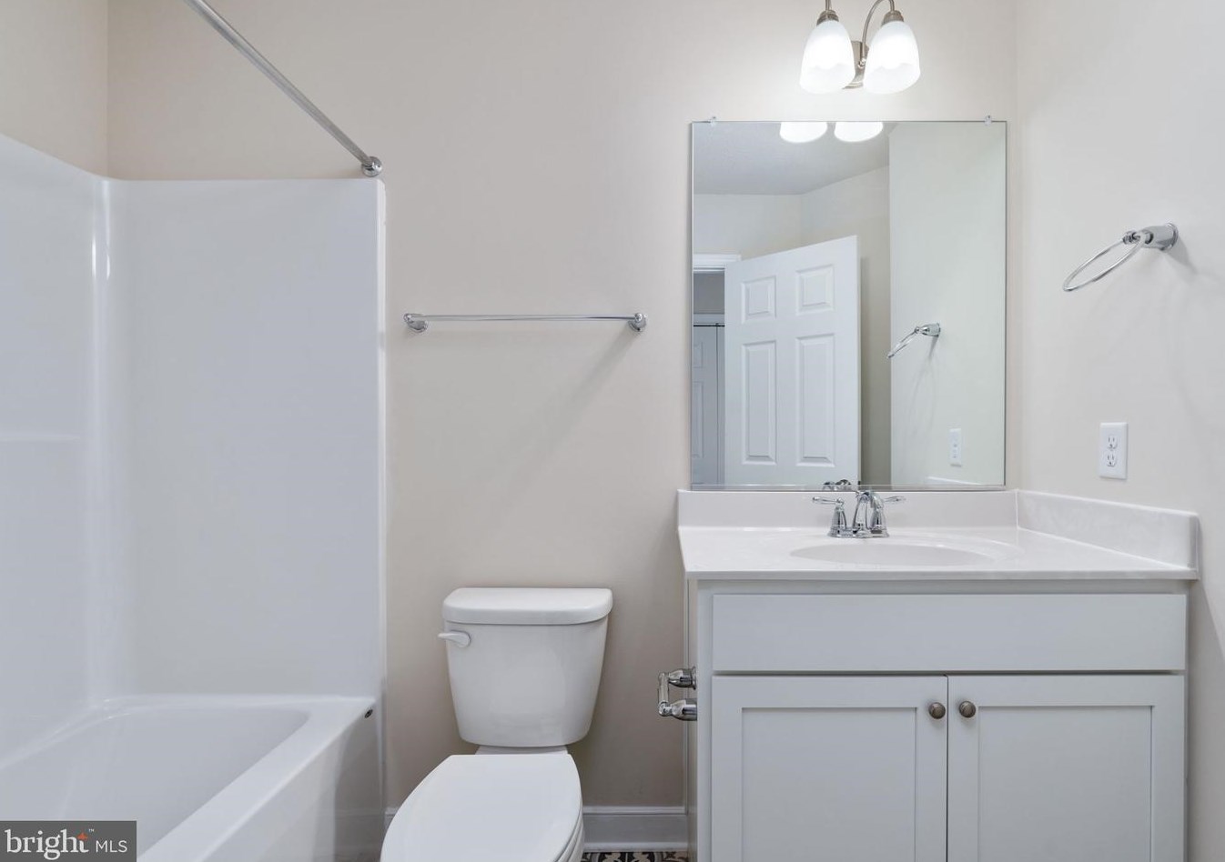 1006 Wicklow Dr, Fredericksburg VA  22401-2722 exterior