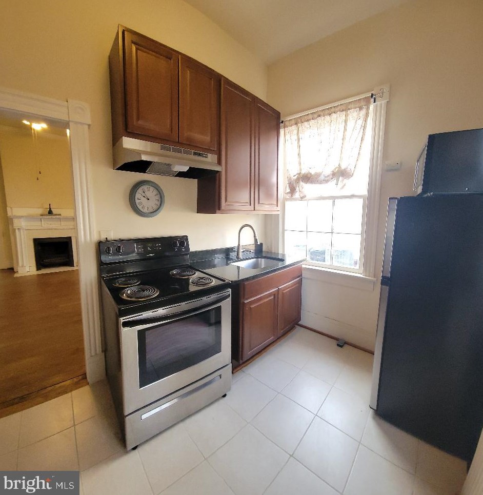 1107 Prince Edward St #2, Fredericksburg, VA 22401