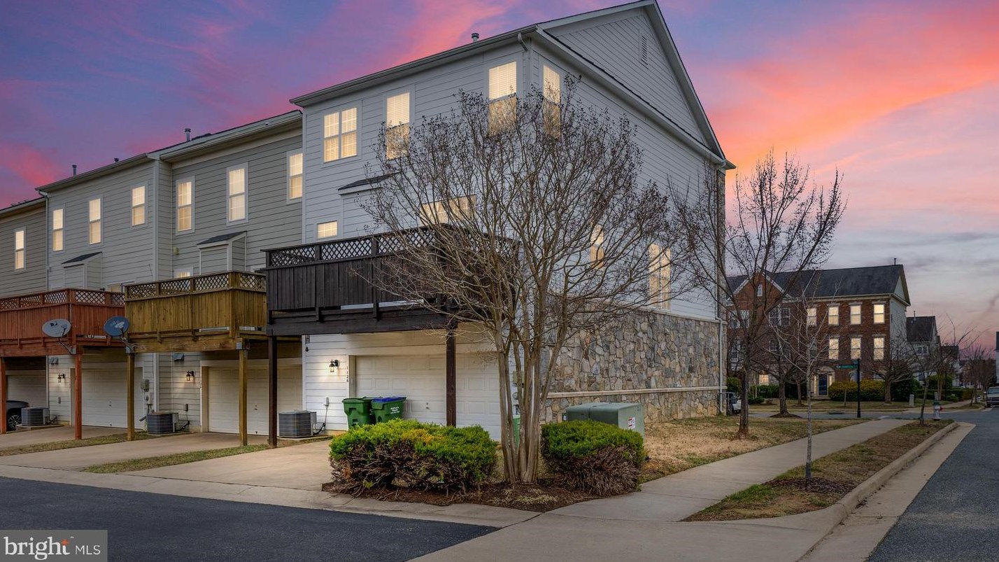 1126 Hampton St, Fredericksburg, VA 22401