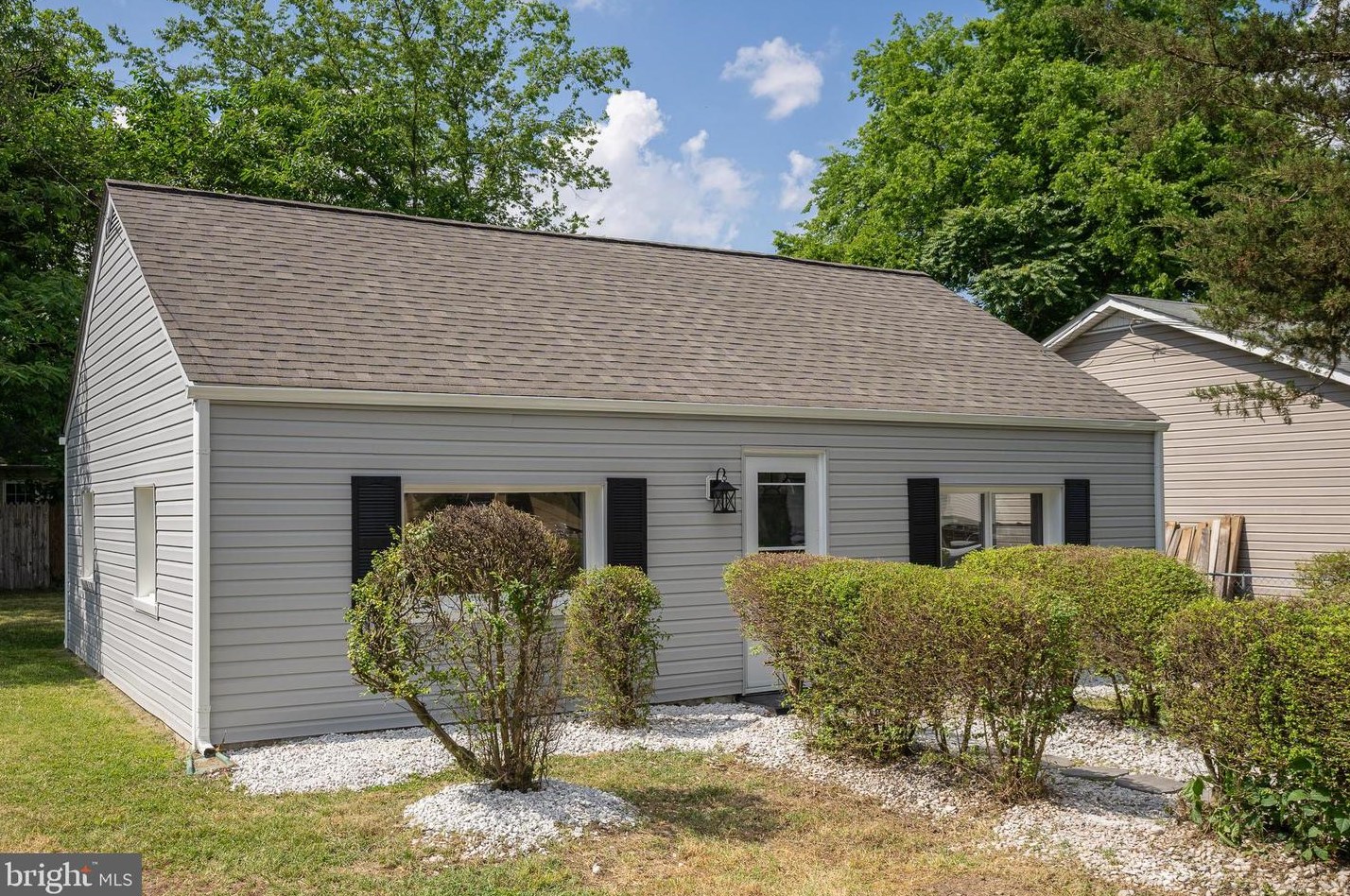 219 Mayfield Ave, Fredericksburg, VA 22401-7244