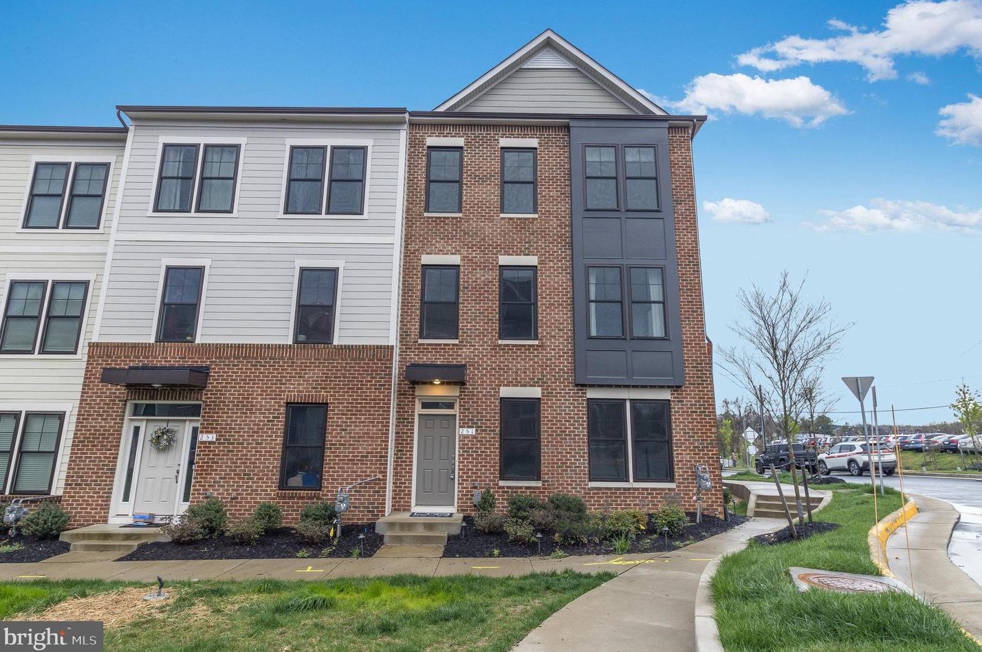 251 Willis St, Fredericksburg, VA 22401-5648