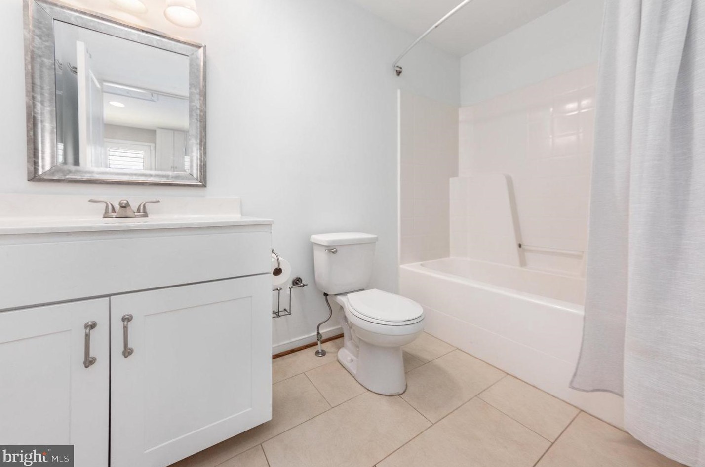 1805 Washington Ave, Fredericksburg VA  22401-3550 exterior