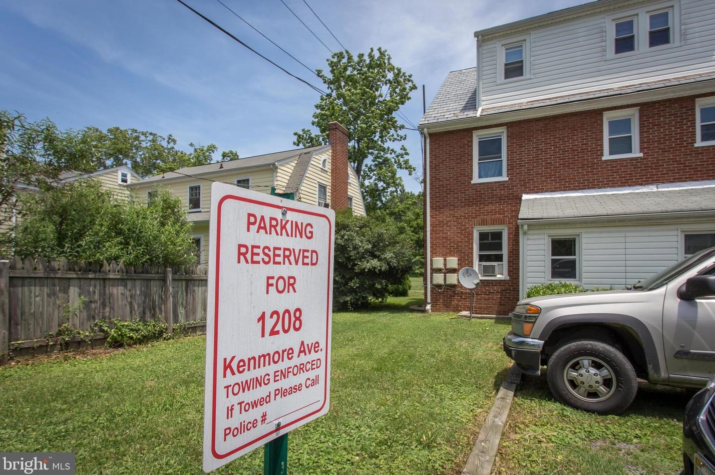 1208 Kenmore Ave, Fredericksburg VA  22401-4749 exterior