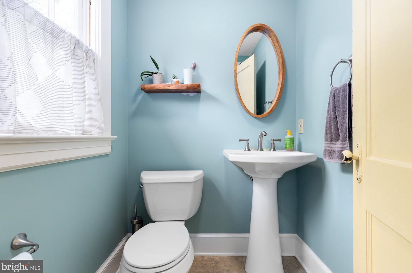 827 Marye St, Fredericksburg VA  22401-5628 exterior