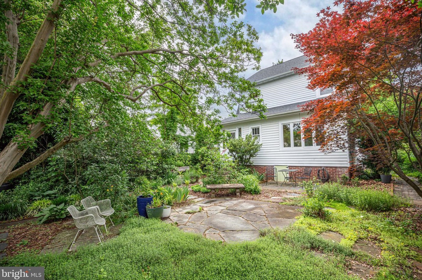 827 Marye St, Fredericksburg VA  22401-5628 exterior