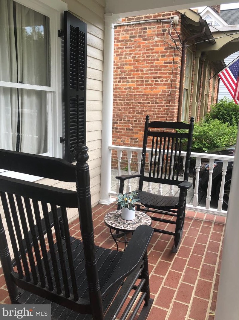 123 Caroline St, Fredericksburg, VA 22401