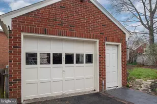 1504 Augustine Ave, Fredericksburg, VA 22401 - Photo 32