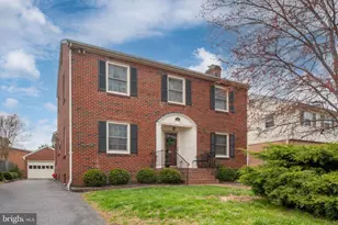 1504 Augustine Ave, Fredericksburg, VA 22401 - Photo 2