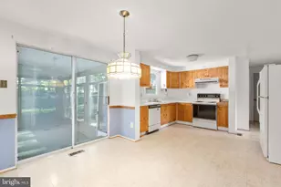 105 Spring Wood Dr, Fredericksburg, VA 22401 - Photo 22