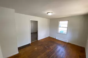 209 Frazier St, Fredericksburg, VA 22401 - Photo 2