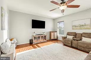 1207 Hearthstone Dr, Fredericksburg, VA 22401 - Photo 10