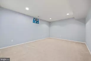 1019 E Kensington Cir, Fredericksburg, VA 22401 - Photo 52