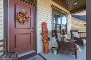 1112 City View Ln, Fredericksburg, VA 22401 - Photo 2