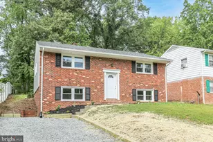 171 Longstreet Ave, Fredericksburg, VA 22401 - Photo 2