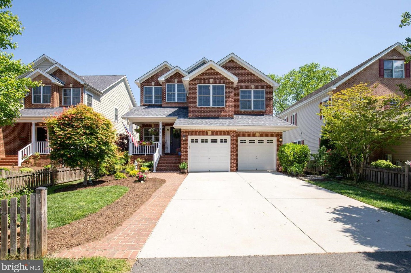 10806 Second St, Fairfax, VA 22030-4708