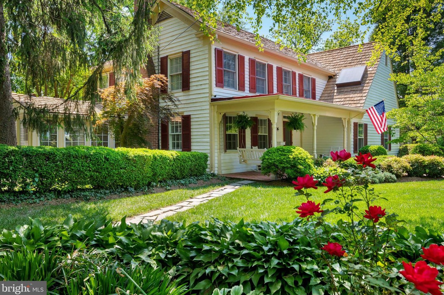 10507 Cedar Ave, Fairfax, VA 22030-3109