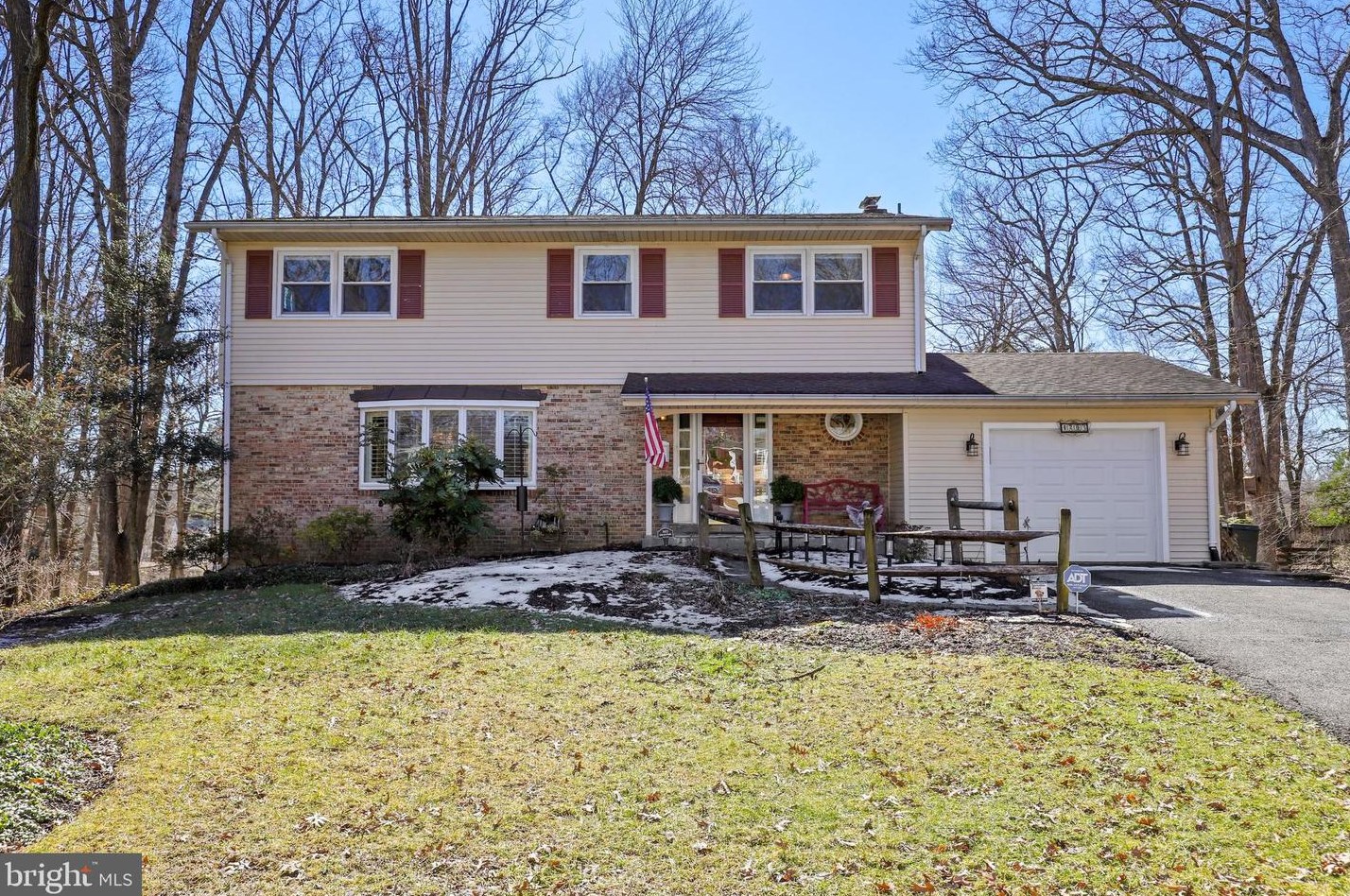 4205 Forest Ct, Fairfax, VA 22032-1038