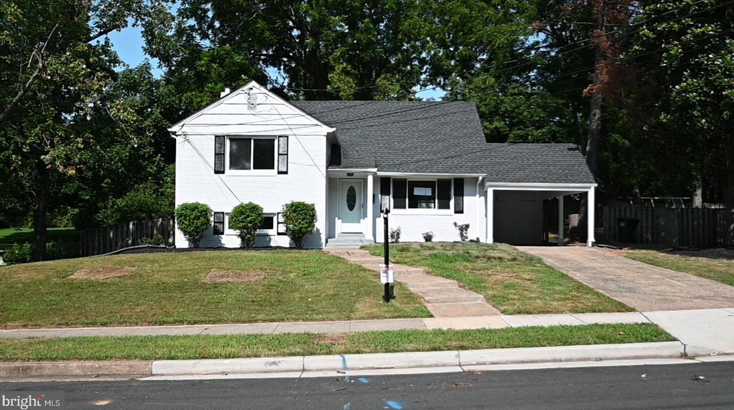 3702 Mason St, Fairfax, VA 22030-3215