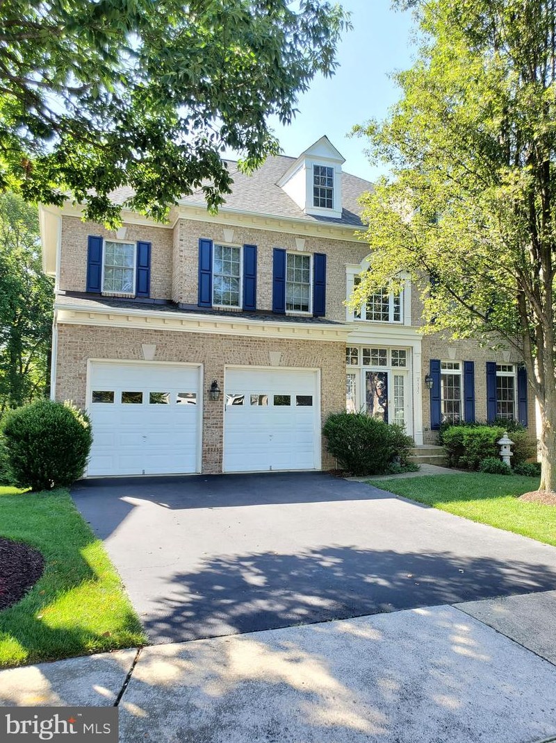 4335 Amnesty Pl, Fairfax, VA 22030-4285