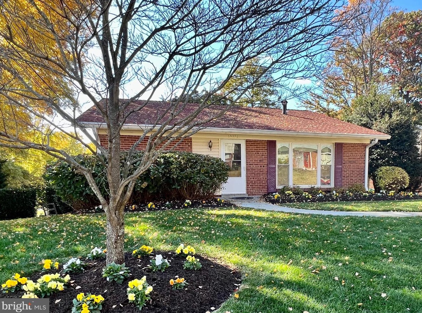 10321 Forest Ave, Fairfax, VA 22030-3529