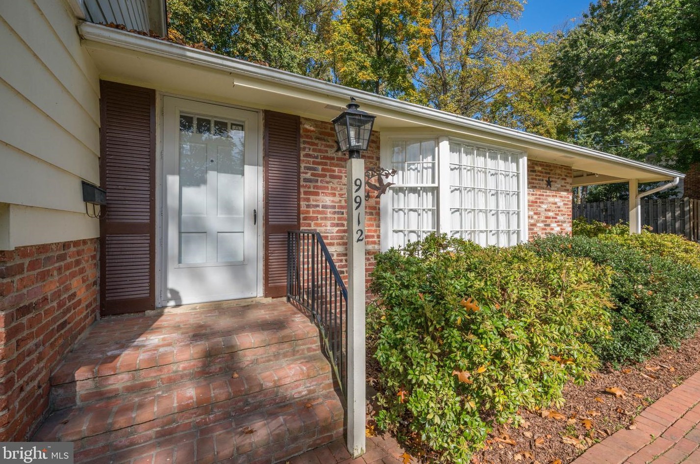 9912 Colony Rd, Fairfax, VA 22030