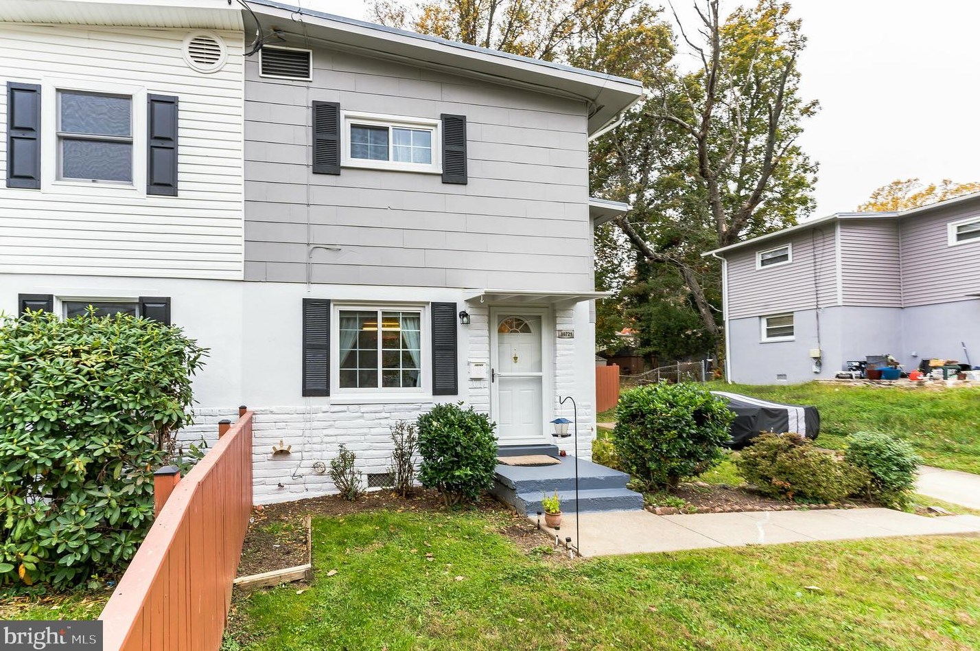 10721 Maple St, Fairfax, VA 22030-5121